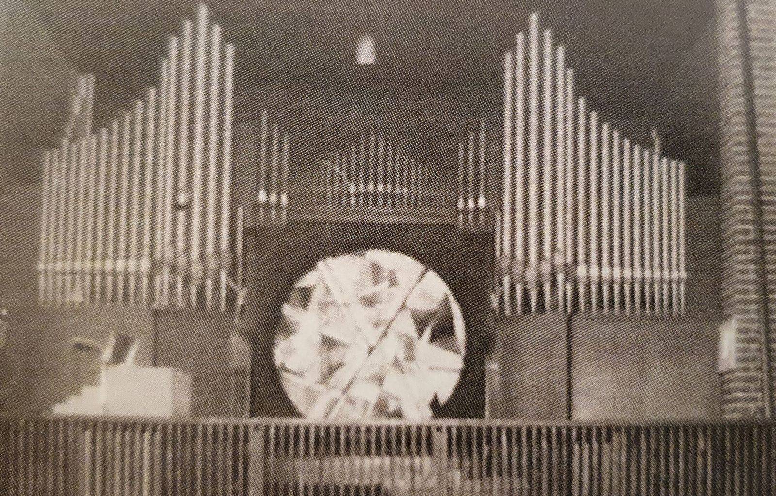 Ansicht Orgel um 1985 in Gellep-Stratum